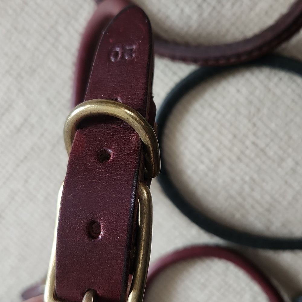 Lot Of Leather Dog Collars - - Picture 3 of 8